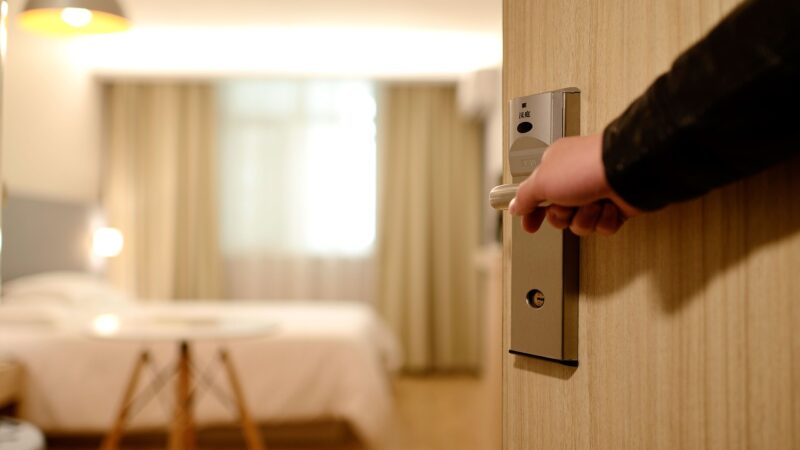 Policyjne zatrzymanie w pokoju hotelowym w Ostrowi Mazowieckiej