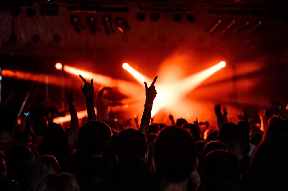 Niezapomniane muzyczne widowisko „The Violin Show” w Starej Elektrowni!