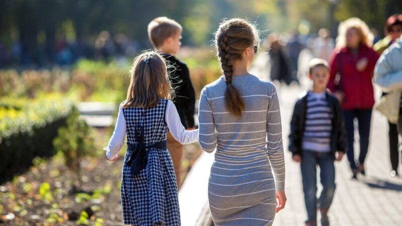 ZUS: Ojcowie mogą korzystać z urlopu macierzyńskiego!
